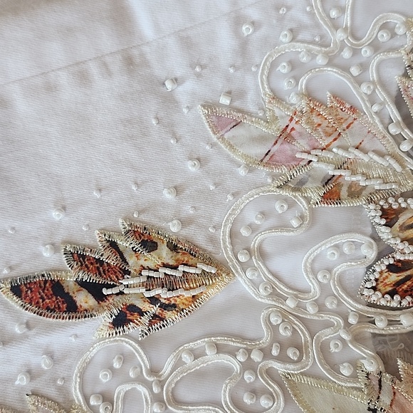 AZI New York White Straight Leg Pants, Heavily Beaded & Embellished, 6 - Picture 5 of 8